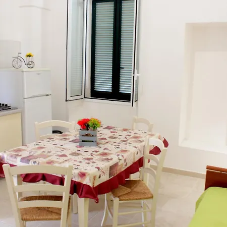Kır Evi Capani *