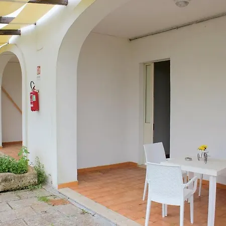 Kır Evi Capani *