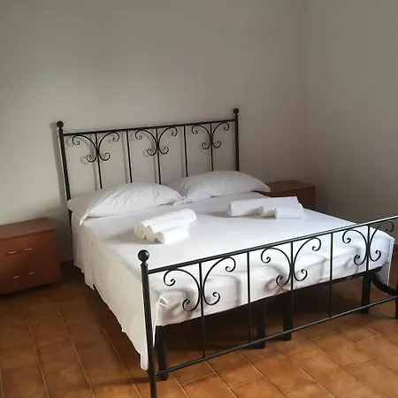 Kır Evi Capani Alezio